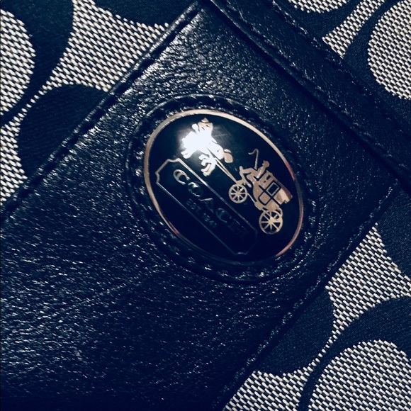 Coach Crossover Purse - Picture 2 of 5